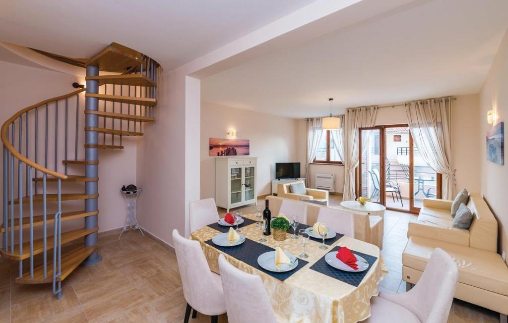 Port Adria Apartments Kamenari Kültér fotó