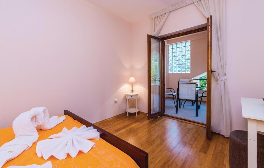 Port Adria Apartments Kamenari Kültér fotó
